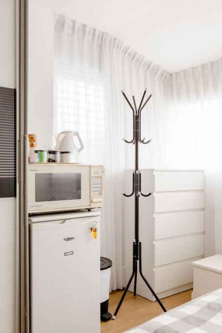 Charming Unit With Pool And Great Amenities Lägenhet Rishon LeZion Exteriör bild
