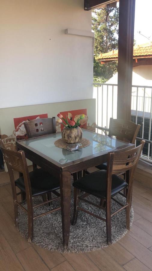Charming Unit With Pool And Great Amenities Lägenhet Rishon LeZion Exteriör bild